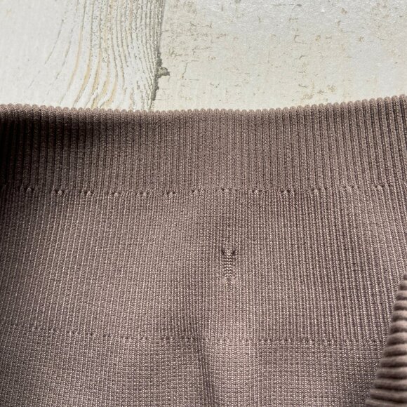 CLEARANCE! Lululemon Size 4 Size XS Flow & Go Crop Seamless Leggings Cool Cocoa - Picture 8 of 10